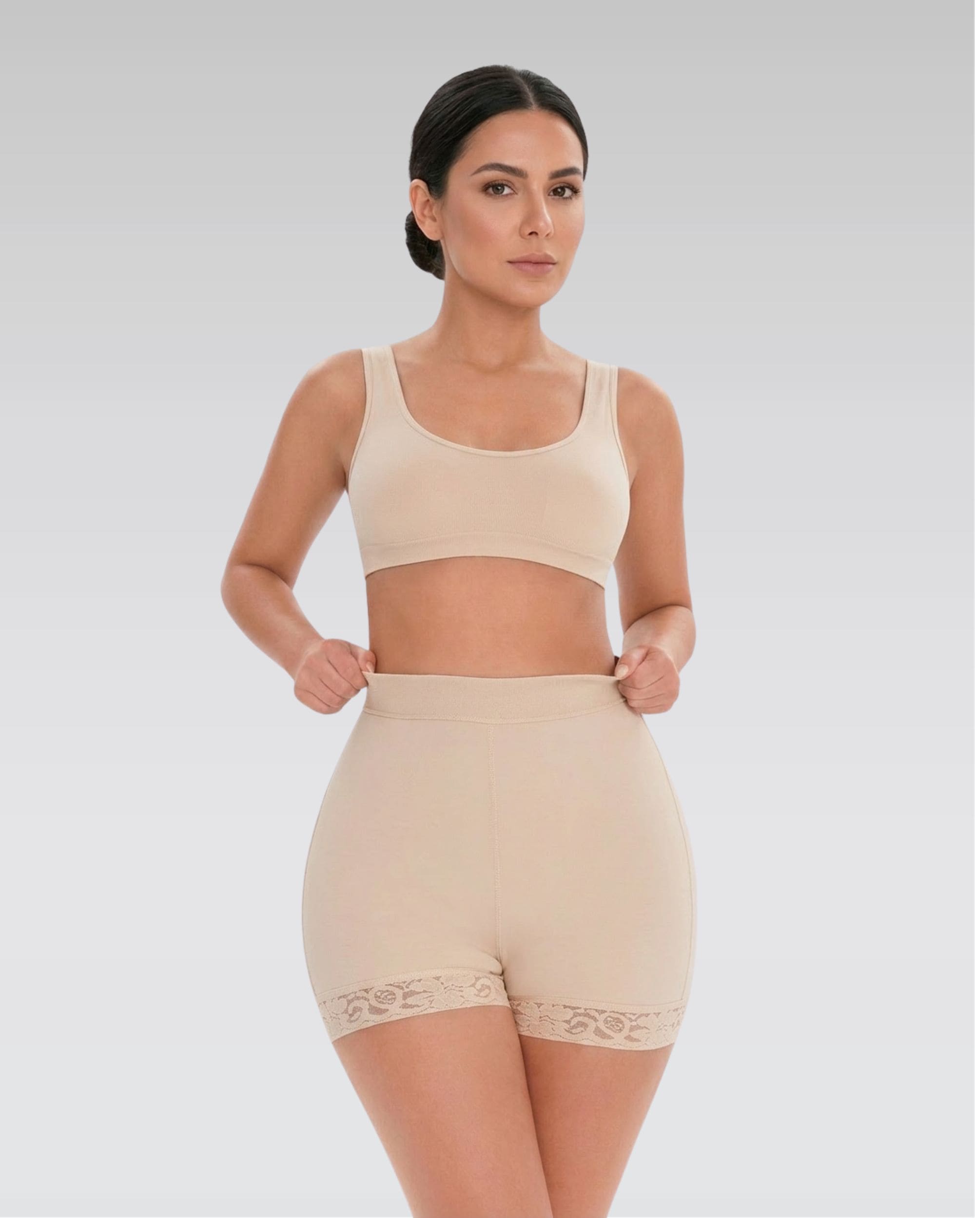 Sculpt lace short