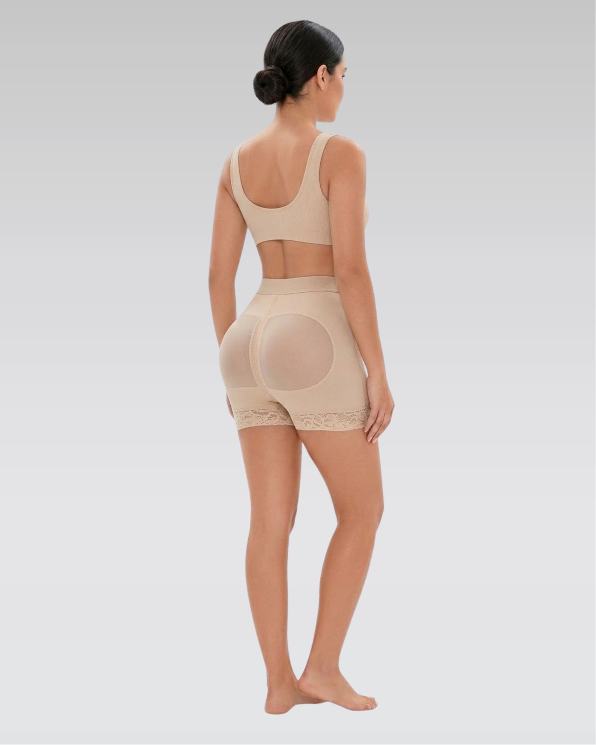 Sculpt lace short