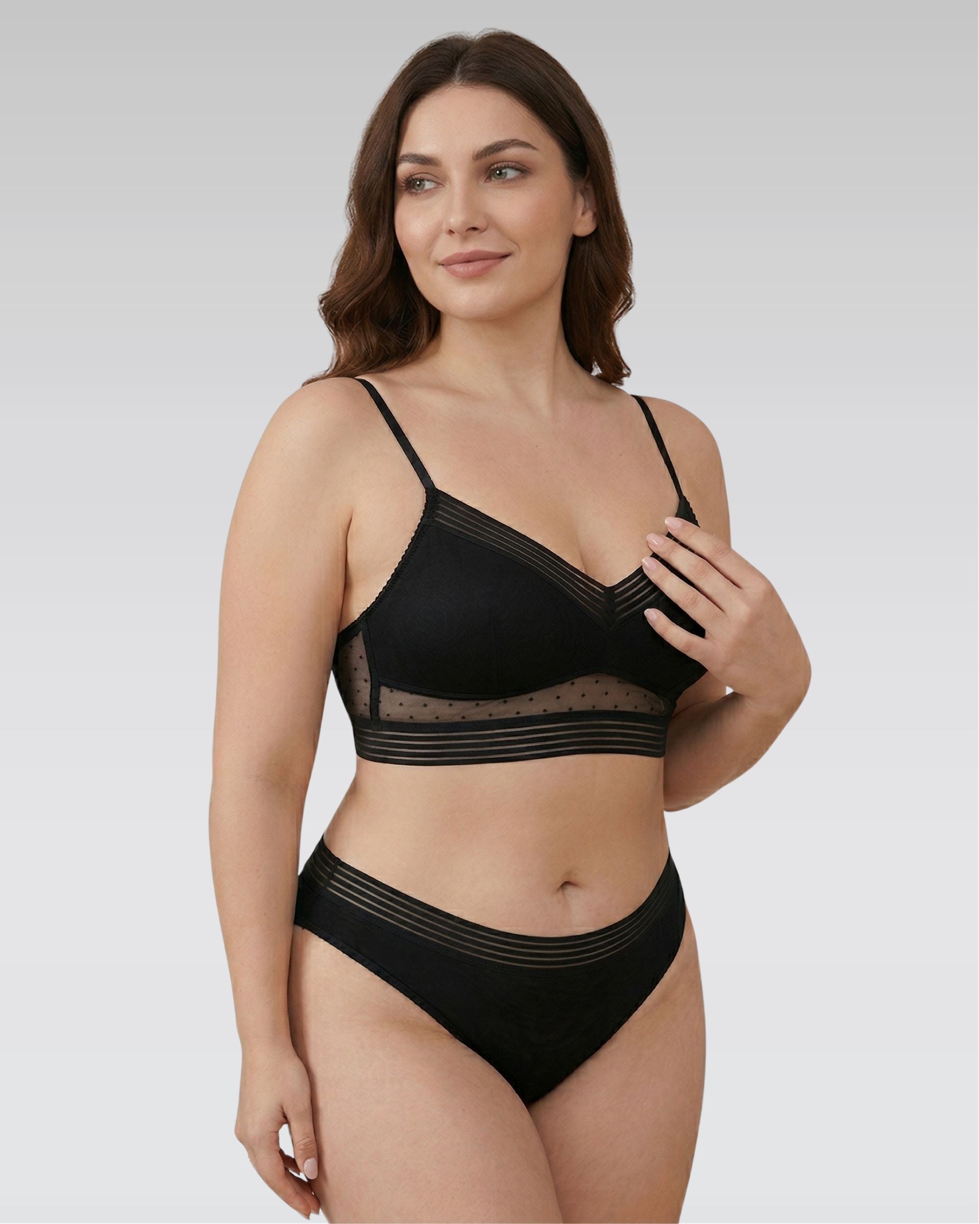 Half triangle bra