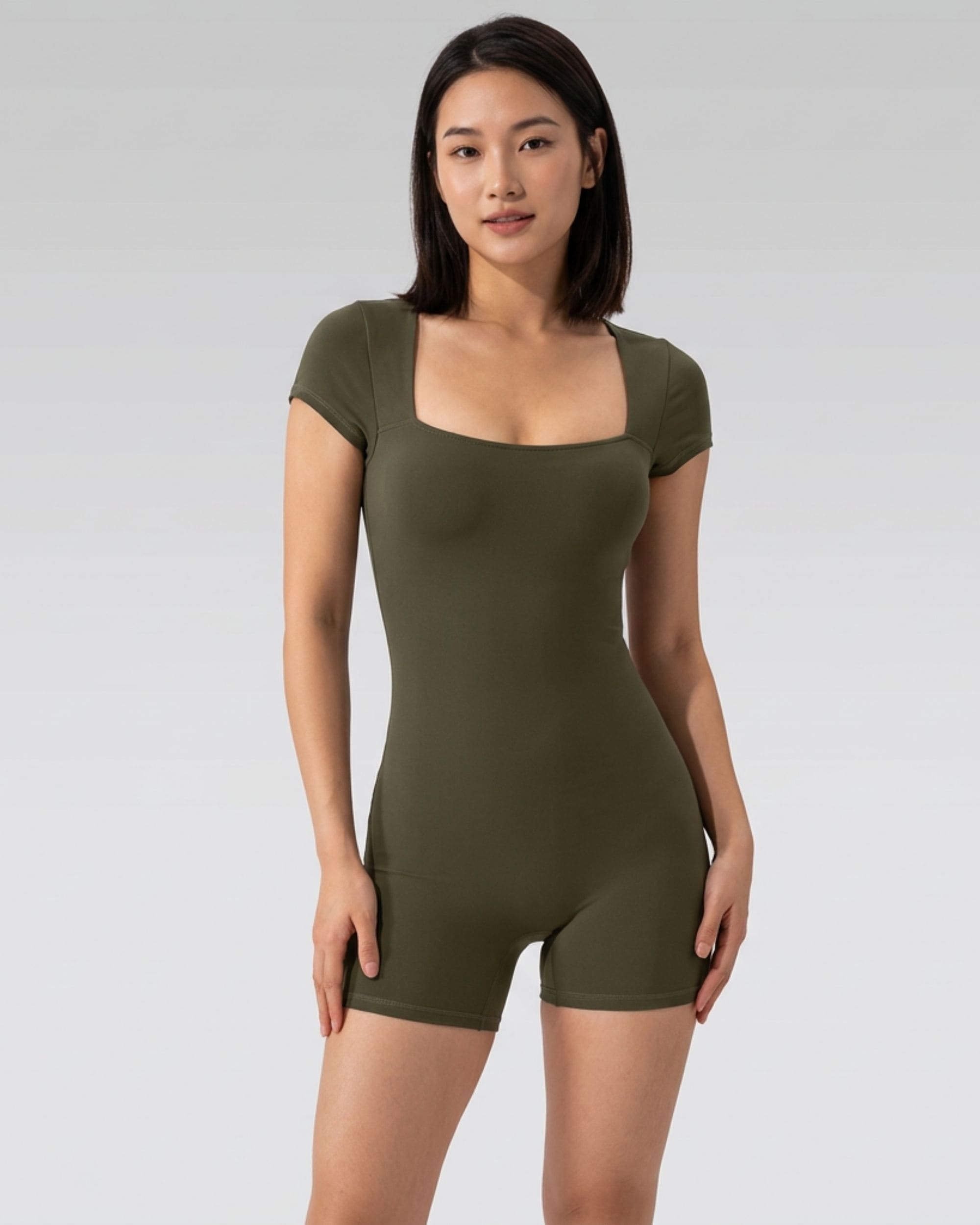 Second skin short suit