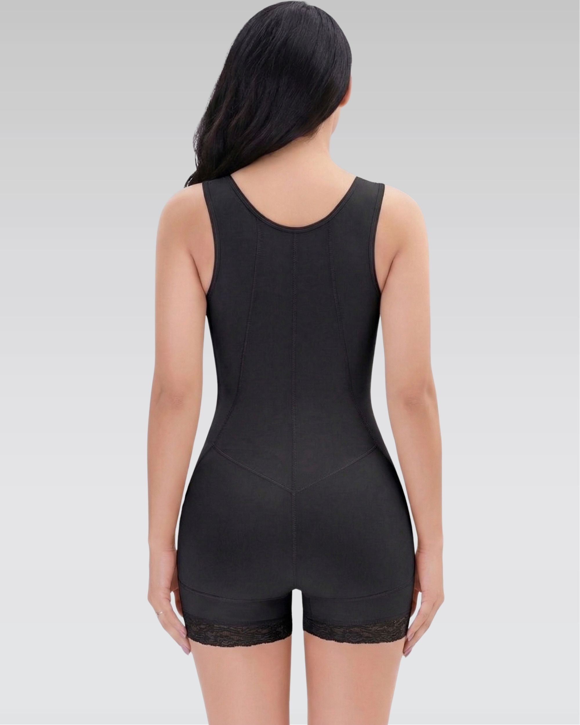 Bare form sculpt short