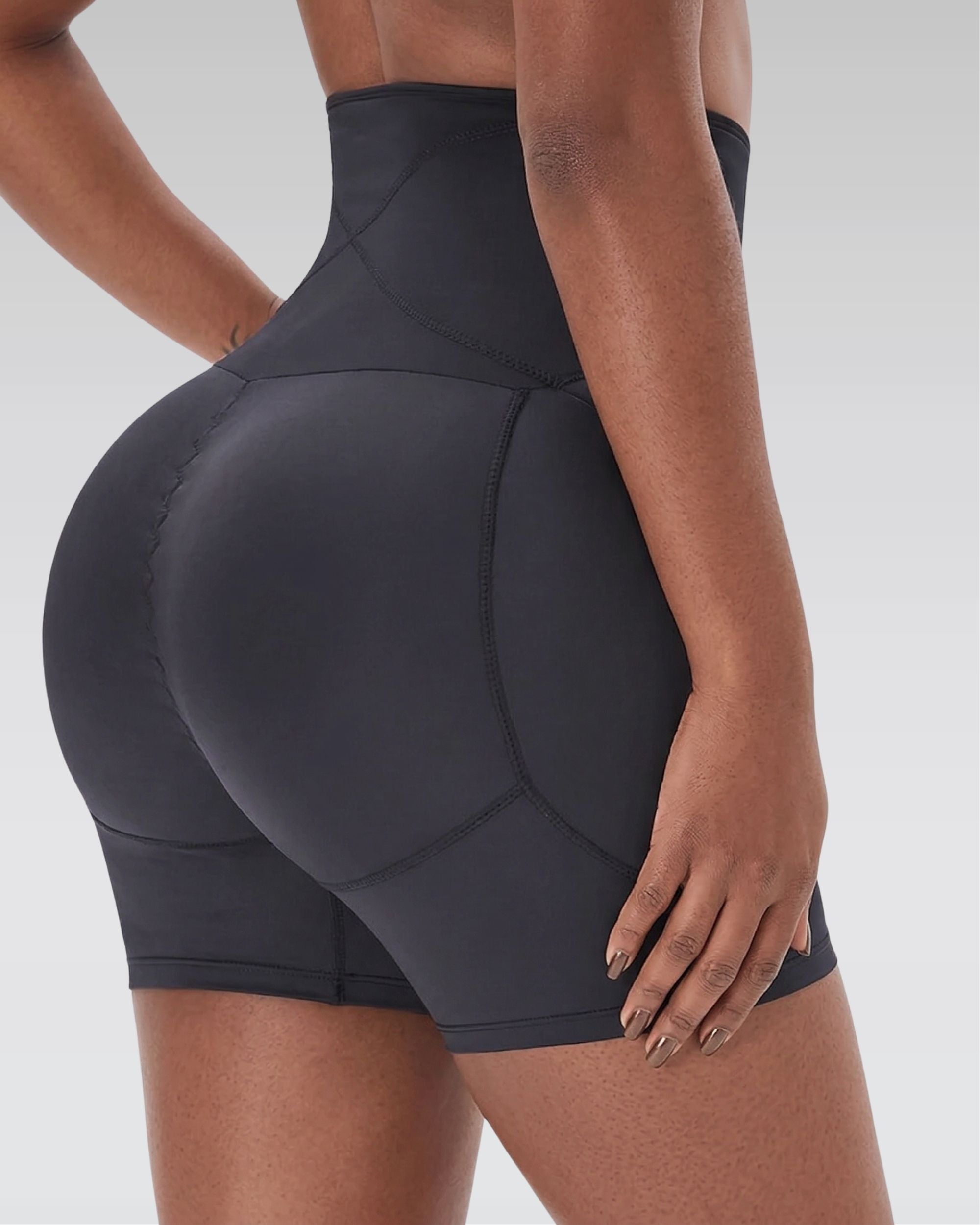 Short sculptant à agrafes
