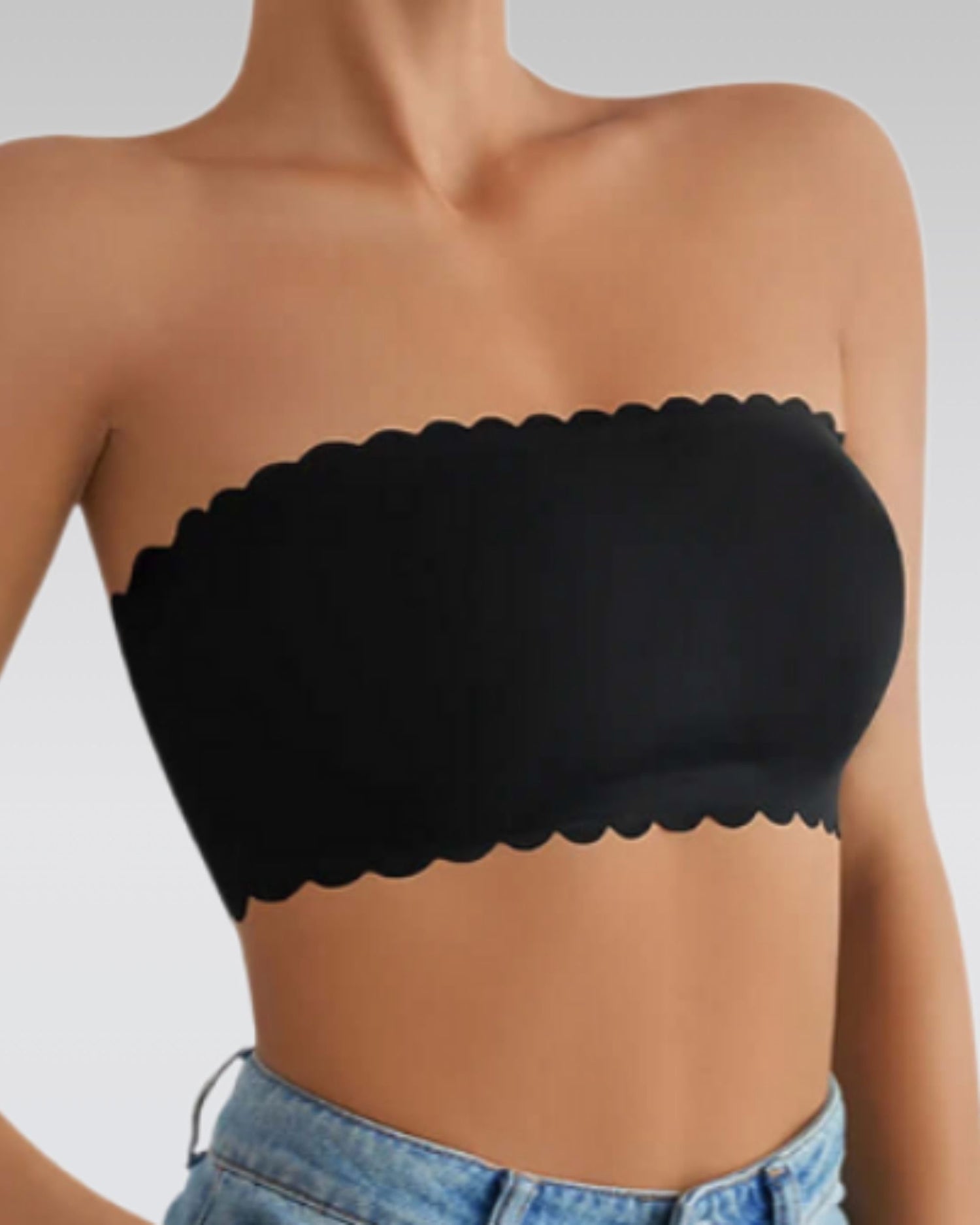 Seamless bandeau bra
