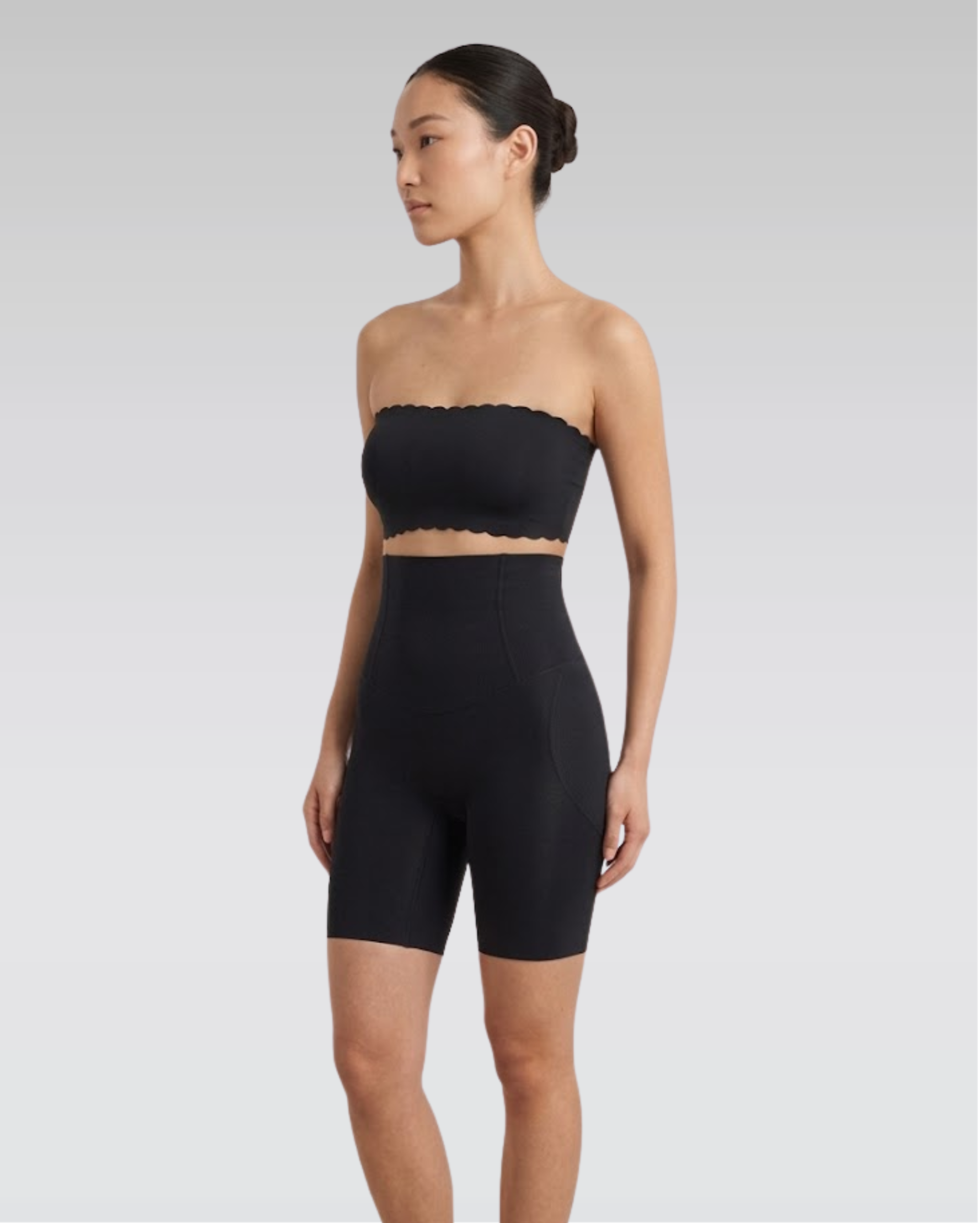 Seamless bandeau bra