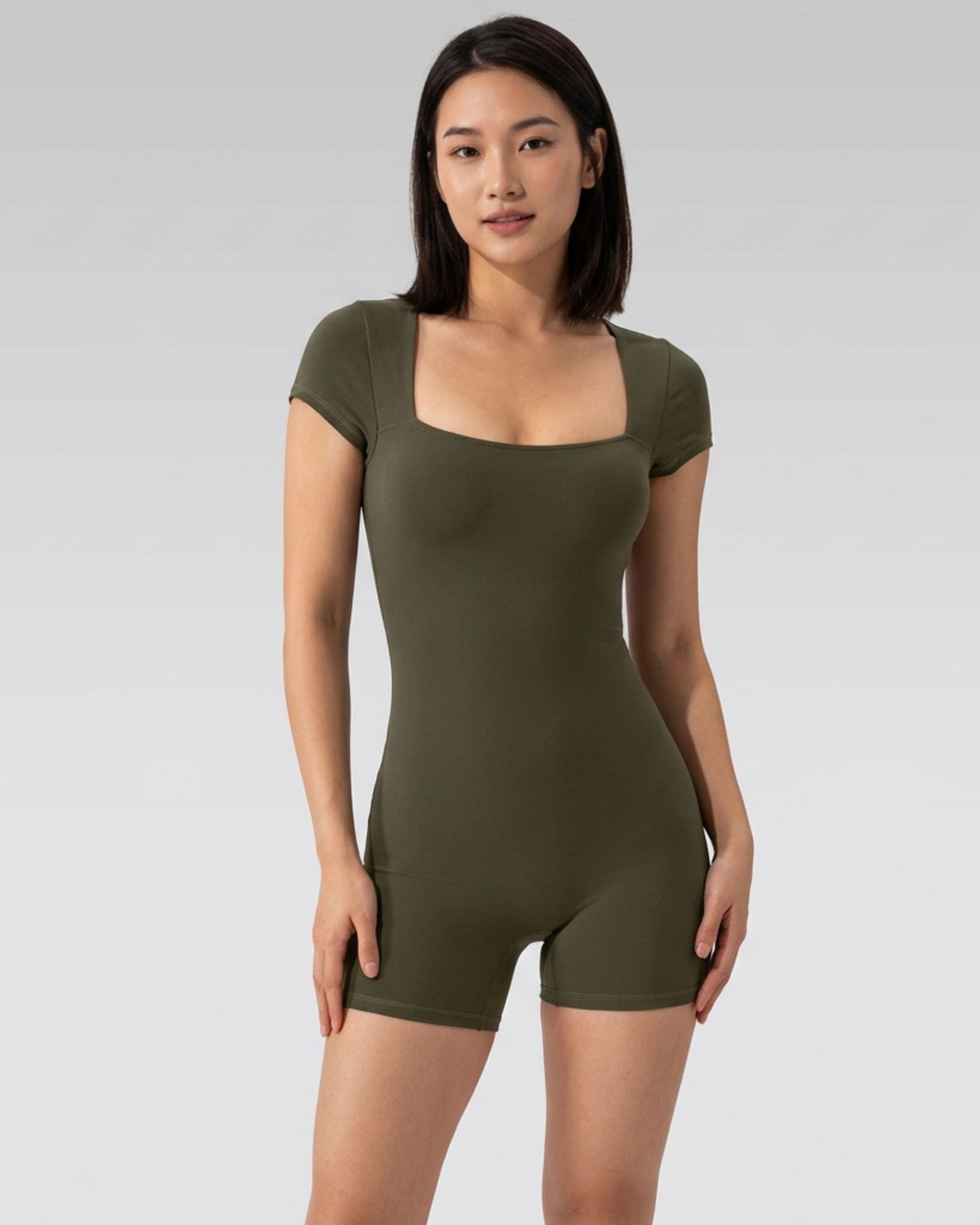 Second skin short suit